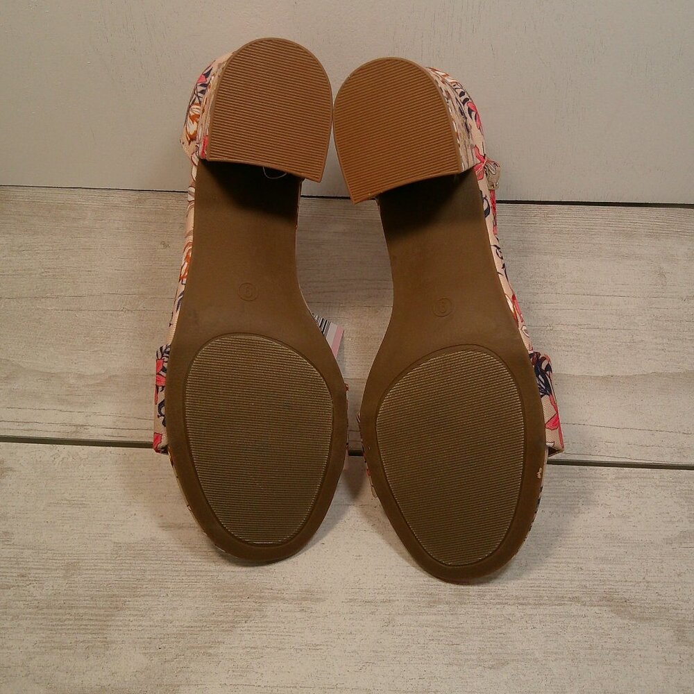 NWT Serra Coral, Pink and Navy Floral Strappy Chunky Block Heel Sandals Size 9 - Picture 7 of 12